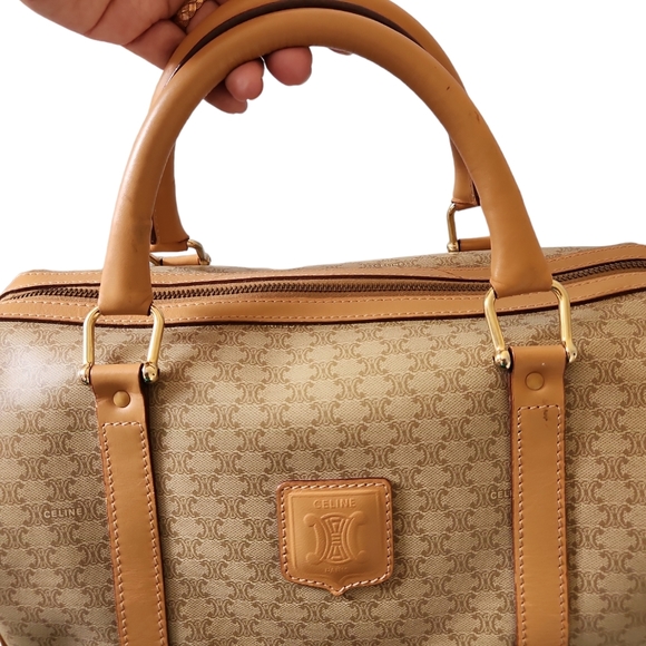 CELINE - Picture 10 of 16